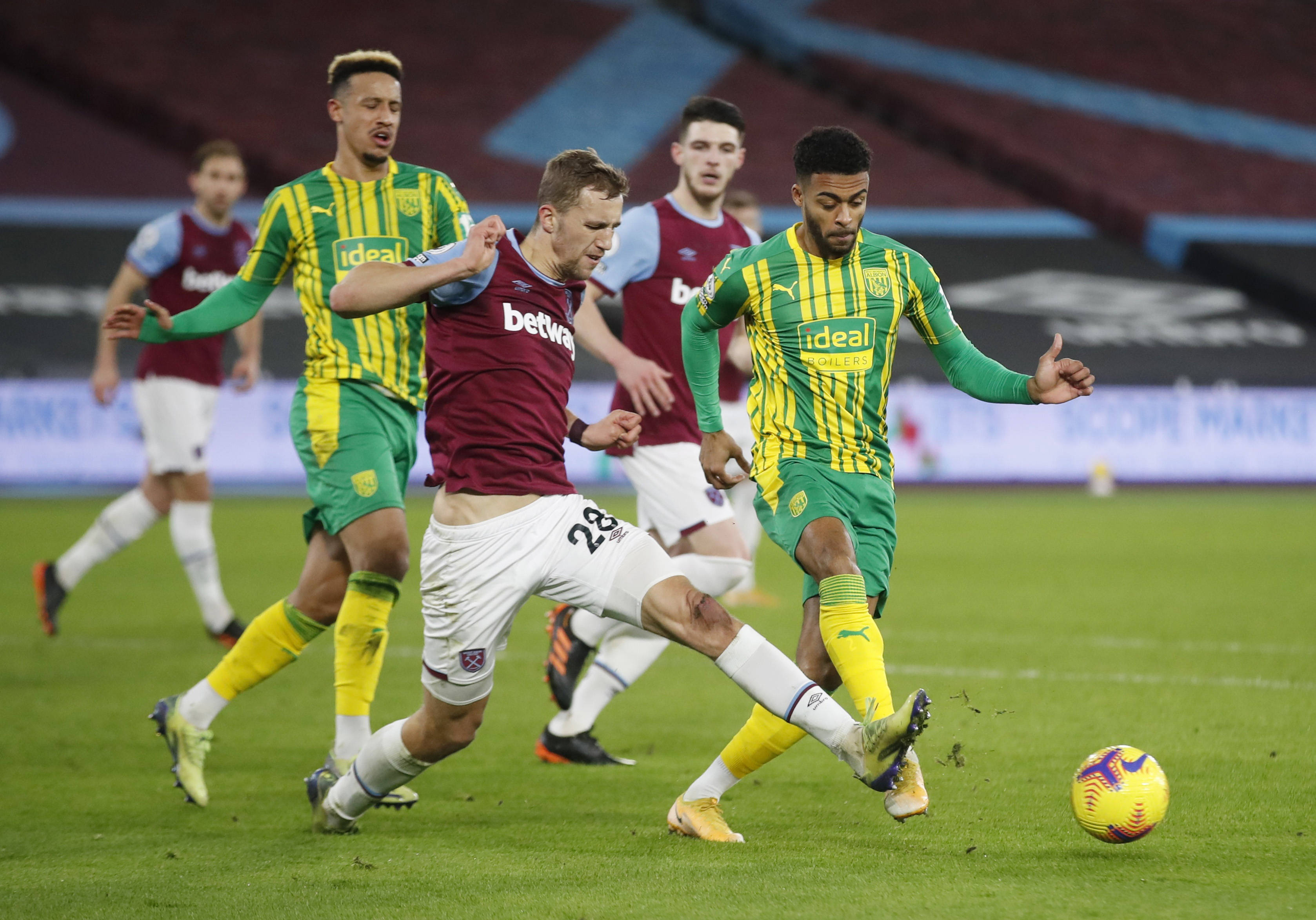 在交锋战绩 在交锋战绩